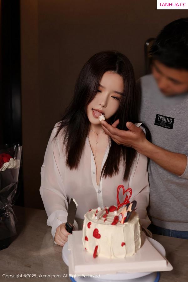  [XiuRen]高清写真图 2025.03.07 No.9983 小薯条nienie 美腿黑丝第62张图片